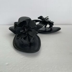 BORN Boc Chacha Handcrafted Leather Black‎ Flower Thong Sandal Size 8